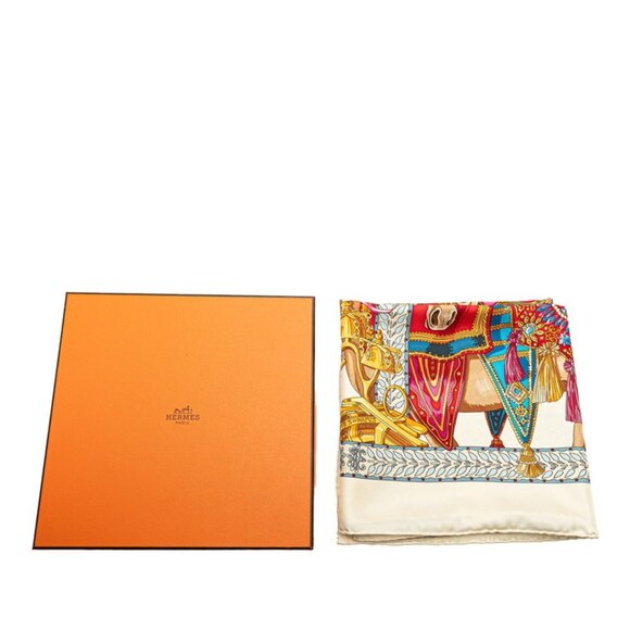 HERMES White Silk Scarf - Picture 6 of 6